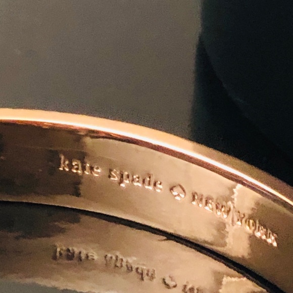 🎀Kate Spade ♠️ Hole Punch 10MM Rose gold Bangle - Picture 5 of 8